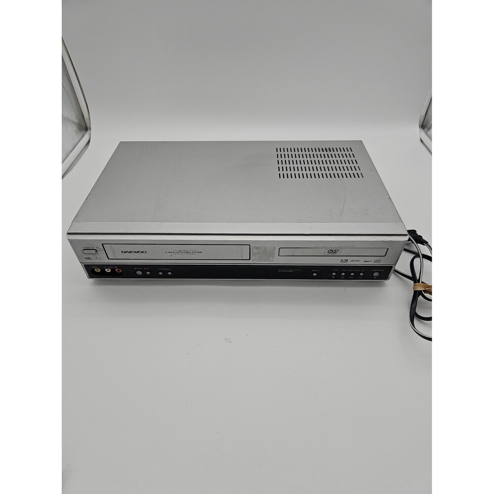 2003 Daewoo DV6T844B Video Cassette Recorder DVD Player No Remote Works Great